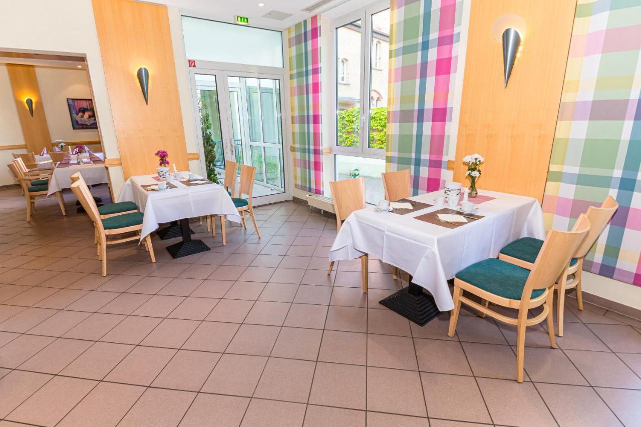 Akzent Parkhotel Trebbin Esterno foto