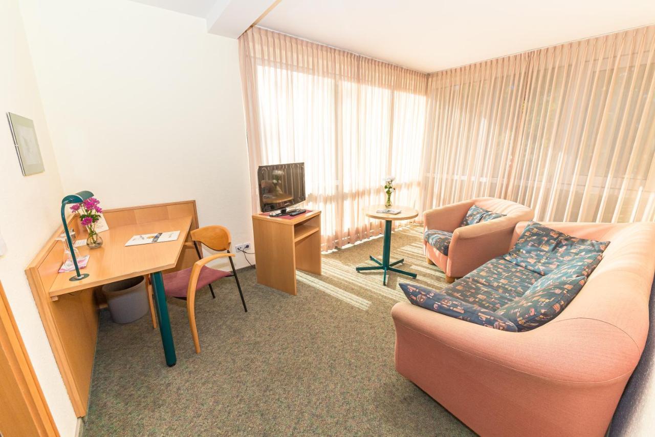 Akzent Parkhotel Trebbin Esterno foto