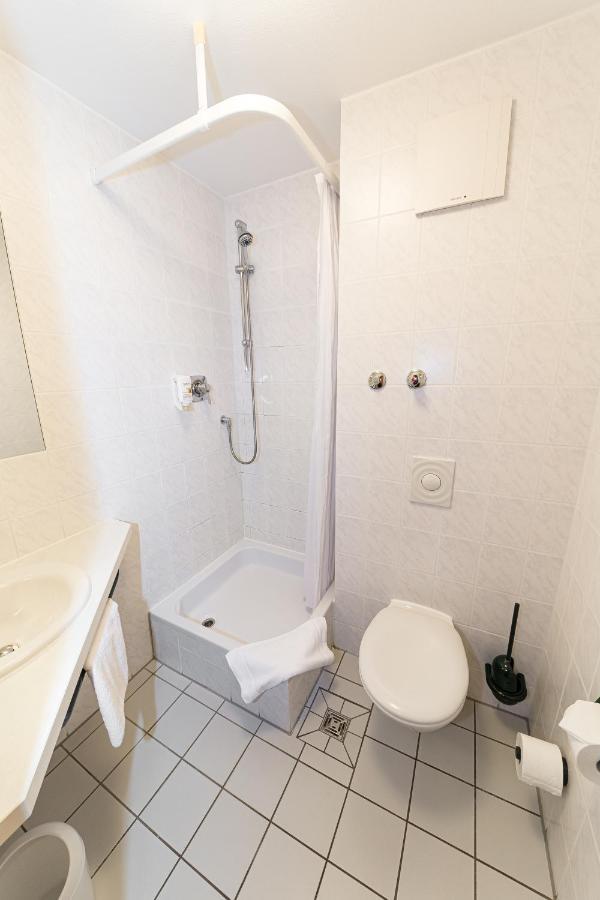 Akzent Parkhotel Trebbin Esterno foto
